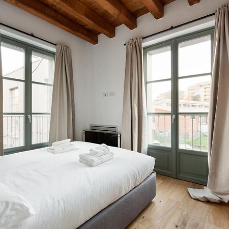 Modern Apartment In Milan With Balcony Dış mekan fotoğraf
