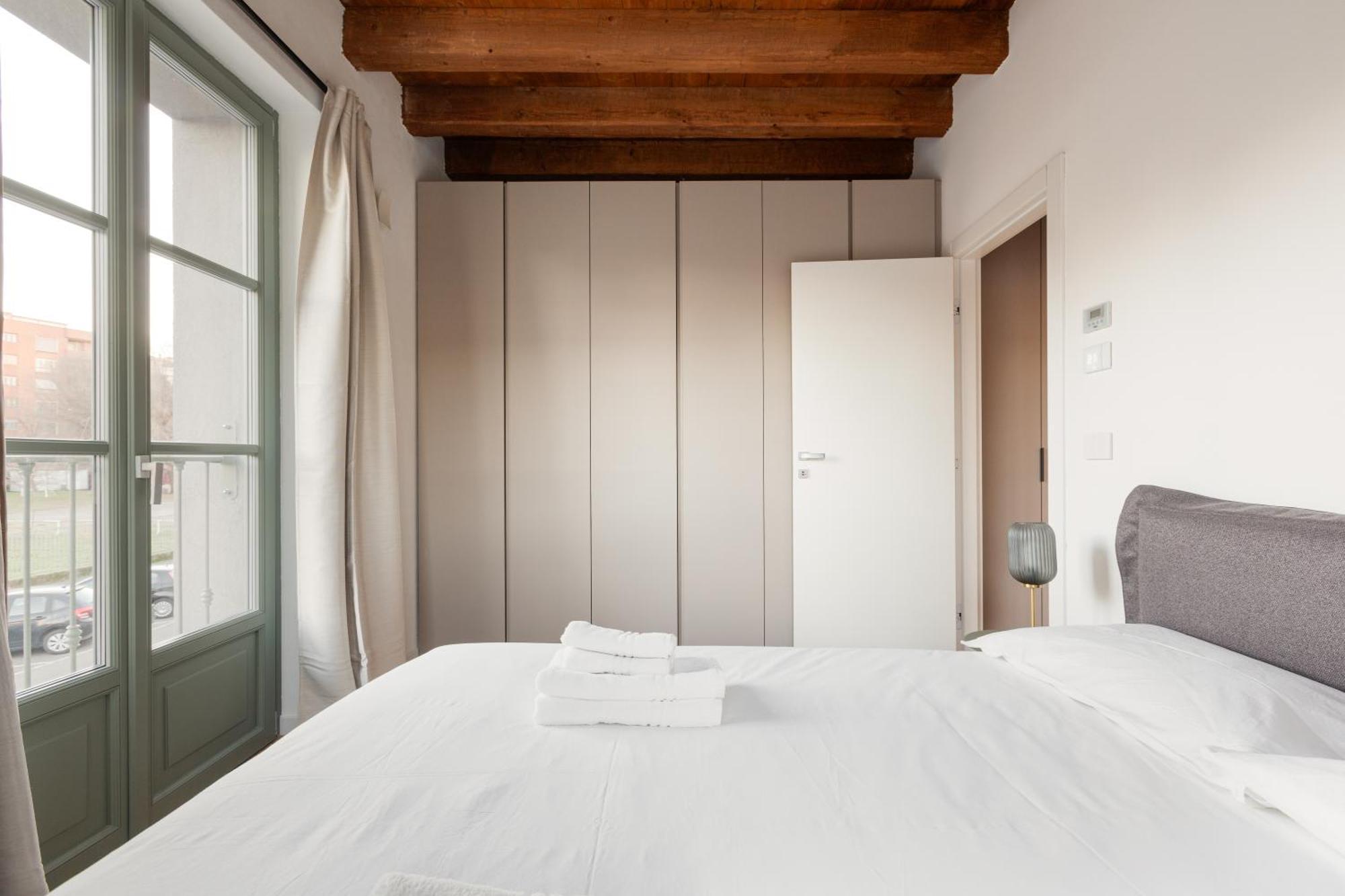 Modern Apartment In Milan With Balcony Dış mekan fotoğraf