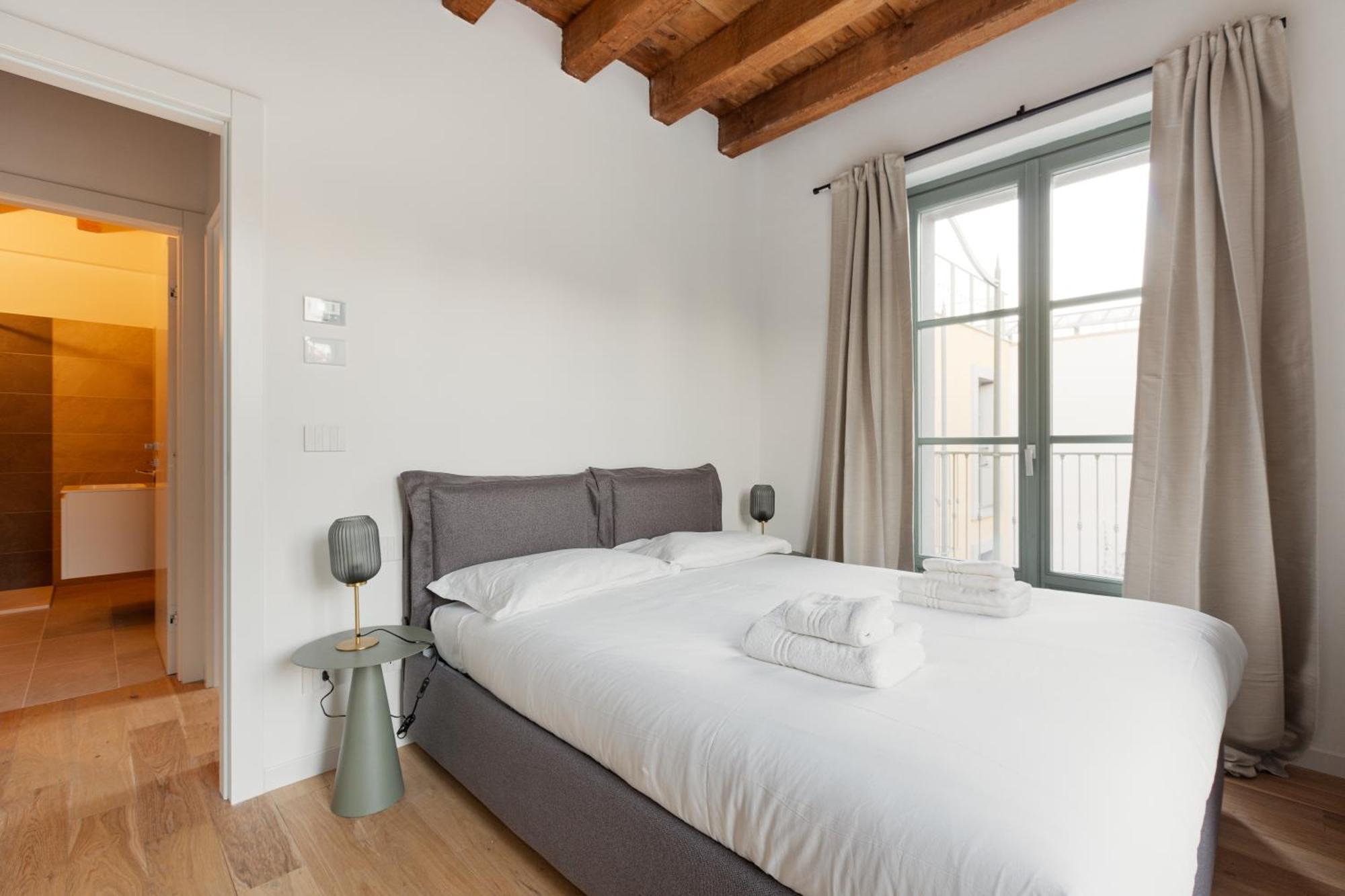Modern Apartment In Milan With Balcony Dış mekan fotoğraf