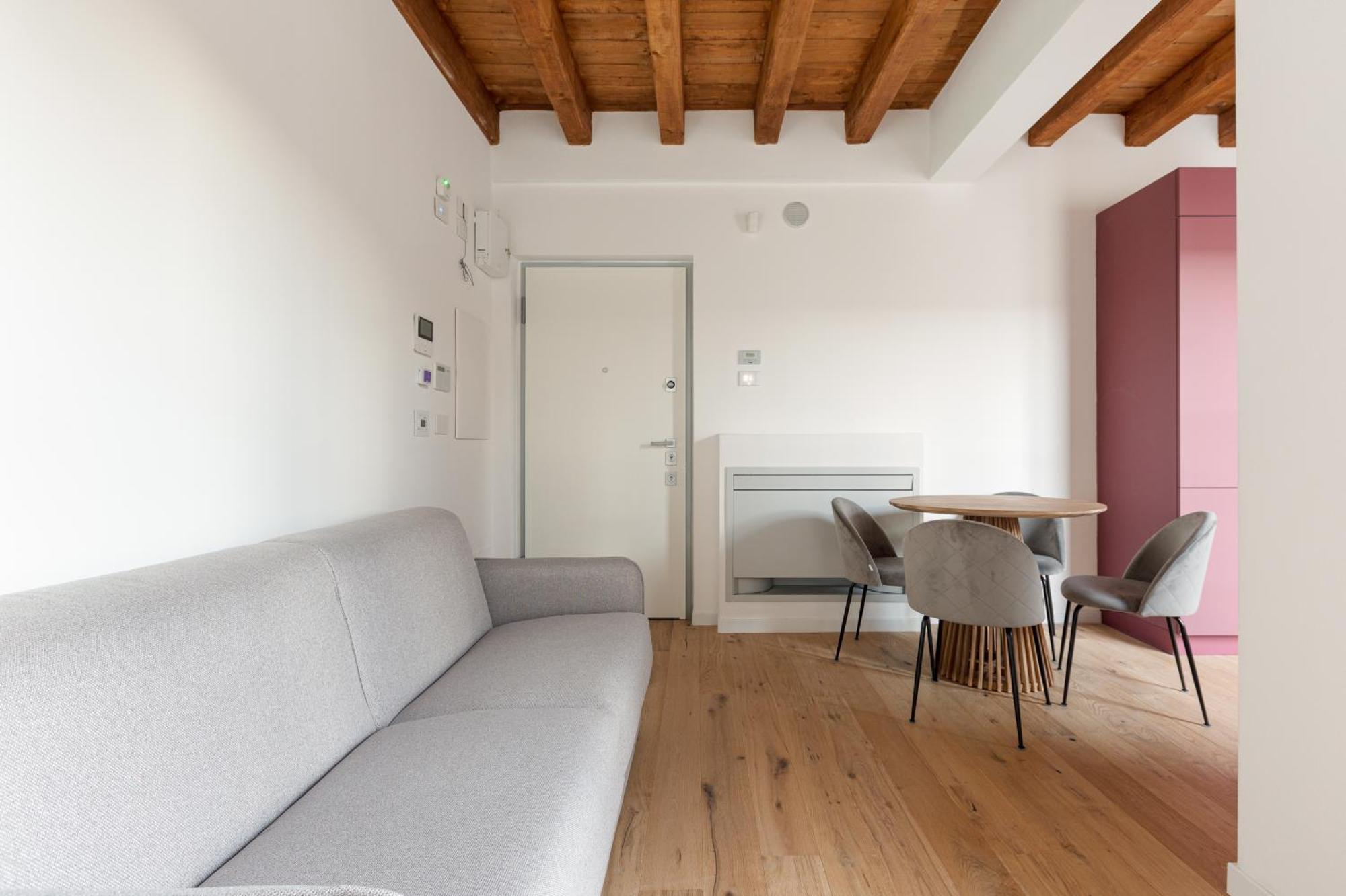 Modern Apartment In Milan With Balcony Dış mekan fotoğraf